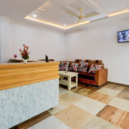 Hotel O Living Tree In Hyderabad Exterior foto