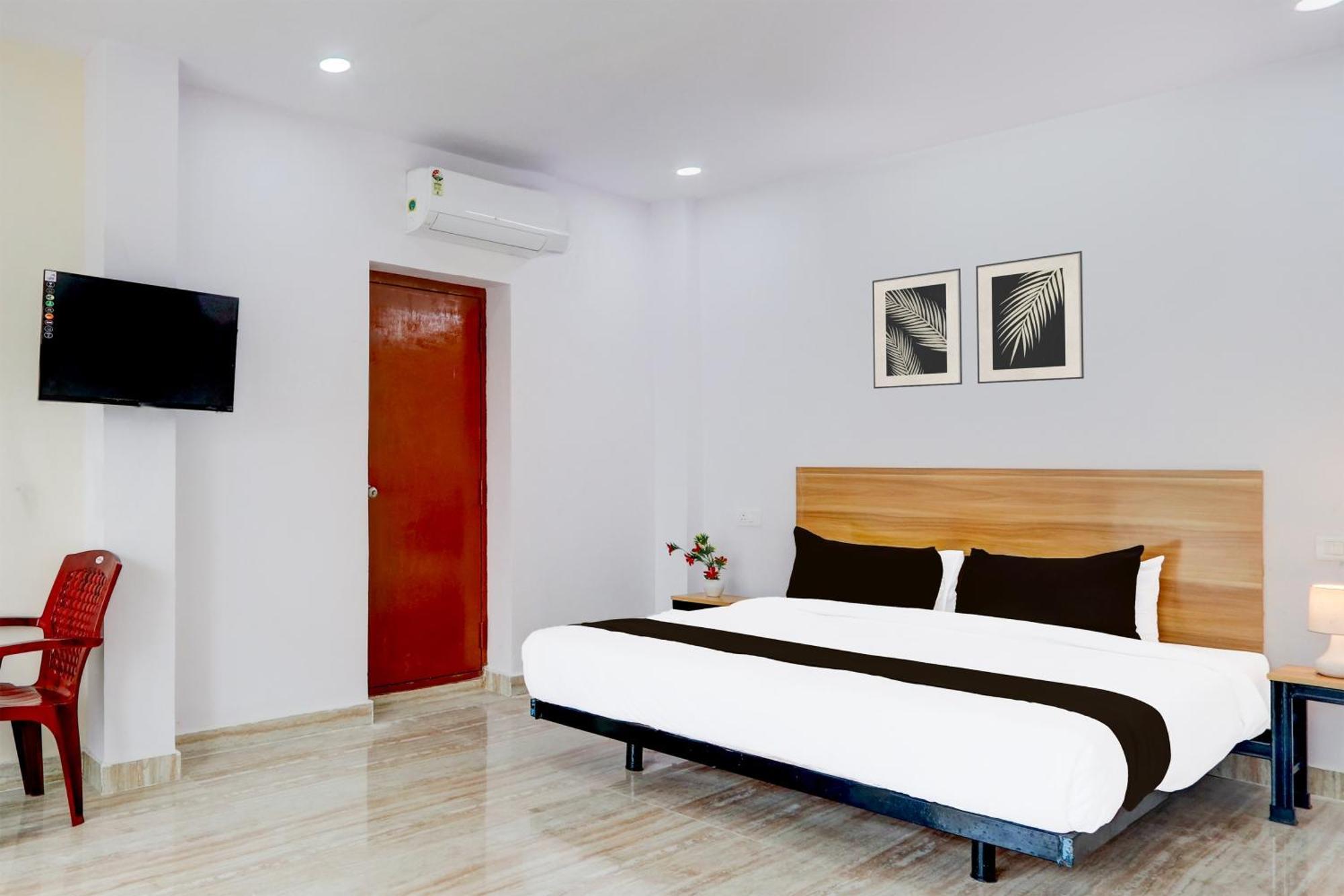 Hotel O Living Tree In Hyderabad Exterior foto