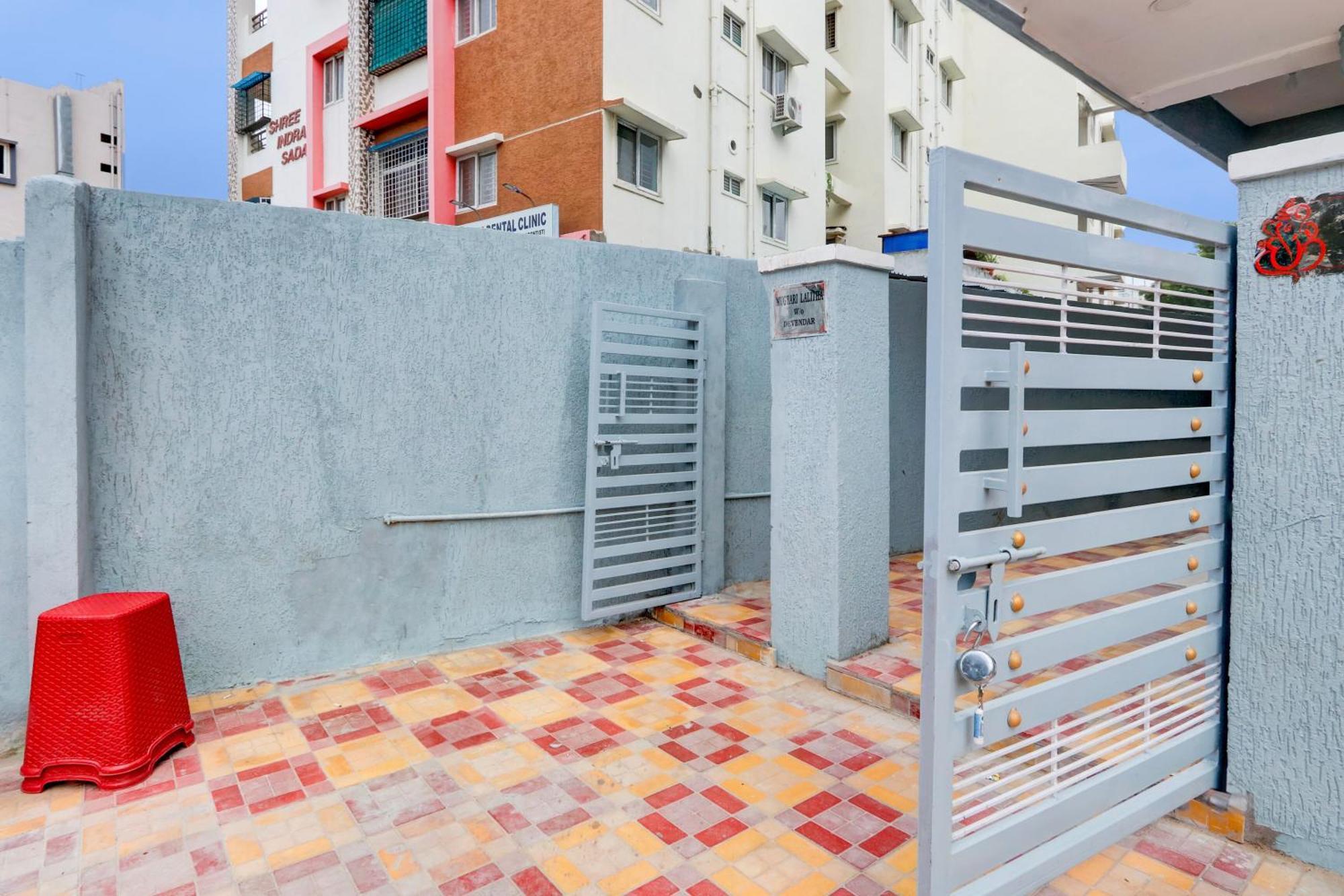 Hotel O Living Tree In Hyderabad Exterior foto